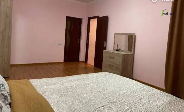 Երկու հարկանի տուն Պարույր Սևակ թաղ 2-րդ փողոցում Առինջում, 180 ք.մ., 3+ սանհանգույց