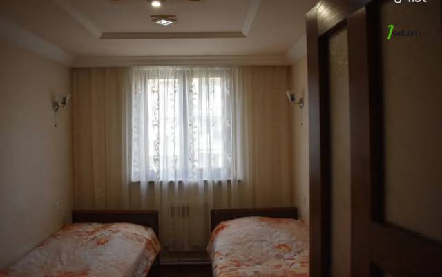 6 սենյականոց բնակարան նորակառույց շենքում Գյուրջյան փողոցում, 130 քմ, 5/8 հարկ, 3+ սանհանգույց