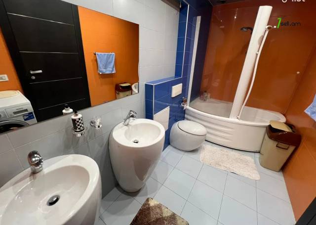 Ընդարձակ 5 սենյականոց բնակարան նորակառույց շենքում Հյուսիսային պողոտայում, 258 քմ, 5/8 հարկ