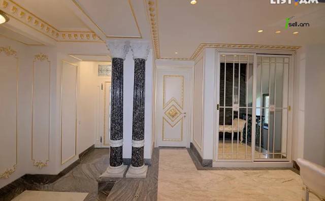 Երեք հարկանի քարե տուն Բաբայան փողոցում Արաբկիրում, 820 ք.մ., 3+ սանհանգույց, կապիտալ վերանորոգված