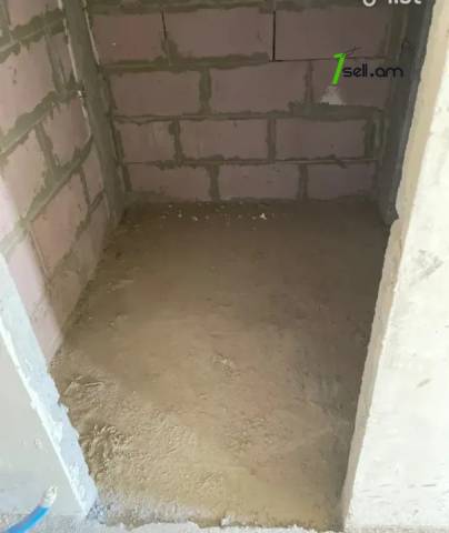 2 սենյականոց բնակարան նորակառույց շենքում Անաստաս Միկոյան փողոցում, 52 ք.մ., բարձր առաստաղներ