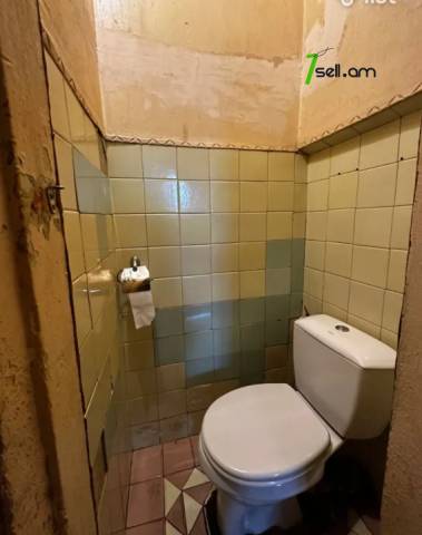 2 սենյականոց բնակարան, Բագրատունյաց պողոտա 1-ին նրբ, 70 ք.մ., 1/5 հարկ, 2 սանհանգույց