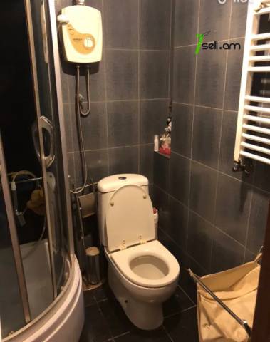 4 սենյականոց բնակարան Աղայան փողոցում, 100 քմ, 4/16 հարկ, 2 սանհանգույց, կոսմետիկ վերանորոգում