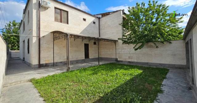 Երկու հարկանի քարե տուն Նոր Արեշի 7-րդ փողոցում Էրեբունիում, 520 քմ, 3+ սանհանգույց