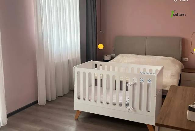 3 սենյականոց բնակարան նորակառույց շենքում Ֆուչիկի փողոցում, 83 քմ, նախավերջին հարկ, բարձր առաստաղներ