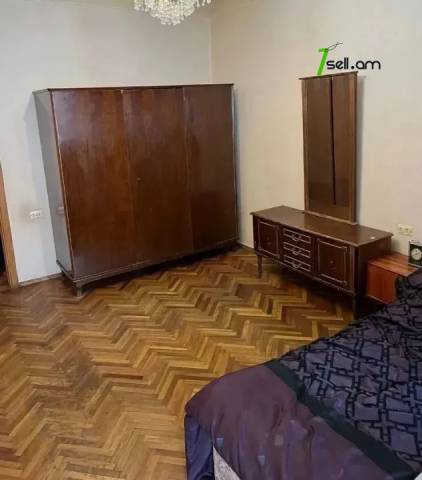 3 սենյականոց բնակարան Կոմիտասի պողոտայում, 99 քմ, 2/9 հարկ, 2 սանհանգույց, մասնակի վերանորոգում