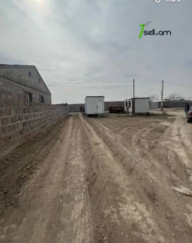 Հողատարածք բնակելի շինությունների համար Դավիթ Բեկի փողոցում Փարաքարում, 640 ք.մ.