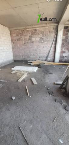 Երկու հարկանի թաունհաուզ Մհեր Մկրտչյանի 3-րդ փողոցում Առինջում, 186 ք.մ., 2 սանհանգույց