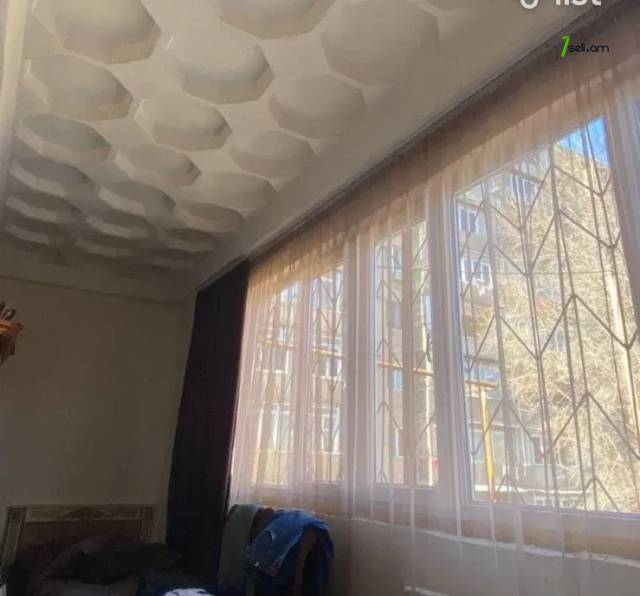 3 սենյականոց բնակարան Վիլնյուսի փողոցում, 100 քմ, 1/9 հարկ, կապիտալ վերանորոգված