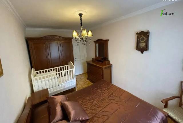 3 սենյականոց բնակարան, Սայաթ-Նովա թաղամաս, 78 քմ, 1/9 հարկ, եվրովերանորոգված