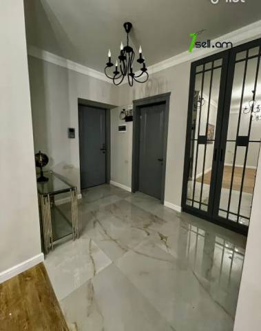 4 սենյականոց բնակարան նորակառույց շենքում Անտառային փողոցում, 154 ք.մ., 2 սանհանգույց