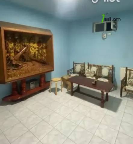 Չորս հարկանի քարե տուն, Kond District կենտրոնում, 450 ք.մ., 3+ սանհանգույց, կապիտալ վերանորոգված