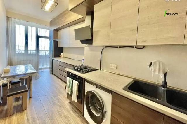 4 սենյականոց բնակարան նորակառույց շենքում Պարույր Սևակի փողոցում, 126 ք.մ., 2 սանհանգույց