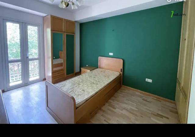 4 սենյականոց բնակարան նորակառույց շենքում, Buzand St, 150 ք.մ., 2 սանհանգույց, բարձր առաստաղներ