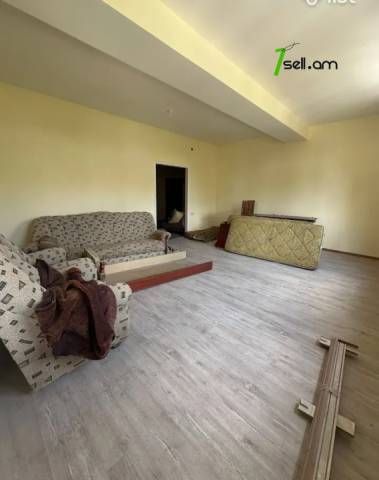 Բազմաֆունկցիոնալ գույք Կոմիտասի պողոտայում Արաբկիրում, 134 քմ