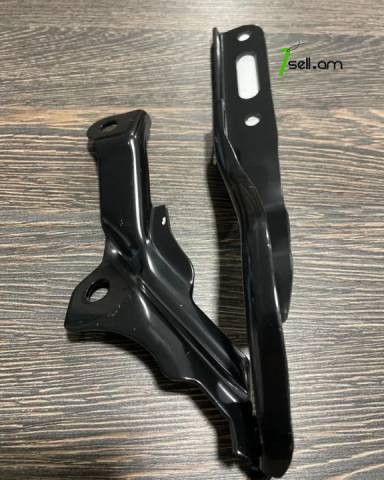 Honda Accord կապոտի ձախ պետլի