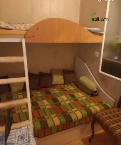 1 սենյականոց բնակարան Ծովակալ Իսակովի պողոտայում, 47 ք.մ., նախավերջին հարկ