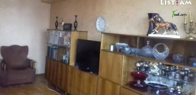 1 սենյականոց բնակարան Վաղարշ Վաղարշյան փողոցում, 42 ք.մ., 5/9 հարկ, մասնակի վերանորոգում