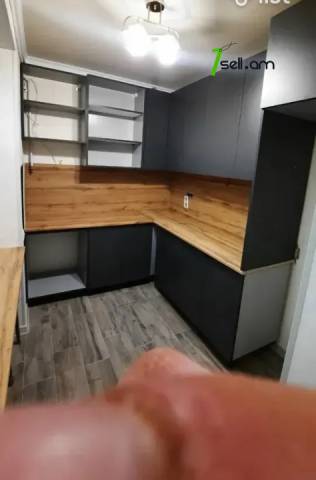 3 սենյականոց բնակարան Մամիկոնյանց փողոցում, 57 ք.մ., նախավերջին հարկ, կապիտալ վերանորոգված