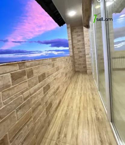 3 սենյականոց բնակարան Զաքարիա Քանաքեռցու փողոցում, 73 քմ, մի քանի պատշգամբ