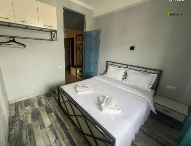 3 սենյականոց բնակարան նորակառույց շենքում Եկմալյան փողոցում, 55 քմ, 8/11 հարկ, բարձր առաստաղներ