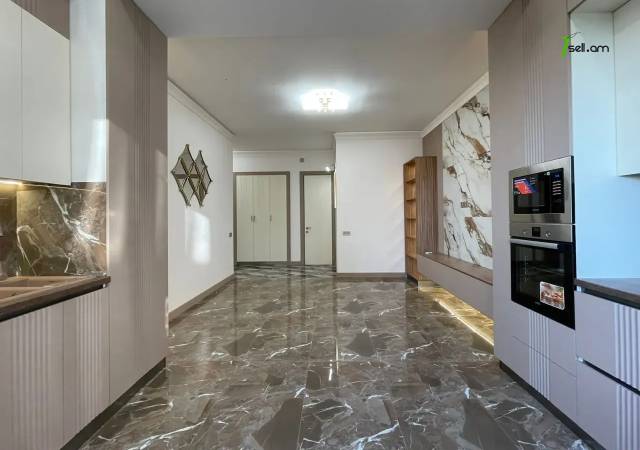 2 սենյականոց բնակարան Տիգրան Մեծի պողոտայում, 53 ք.մ., դիզայներական ոճով վերանորոգված, քարե շենք