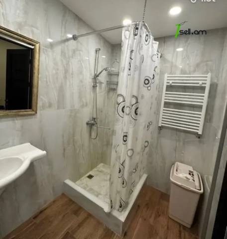 2 սենյականոց բնակարան նորակառույց շենքում Հրաչյա Ներսիսյան փողոցում, 68 քմ, 9/16 հարկ