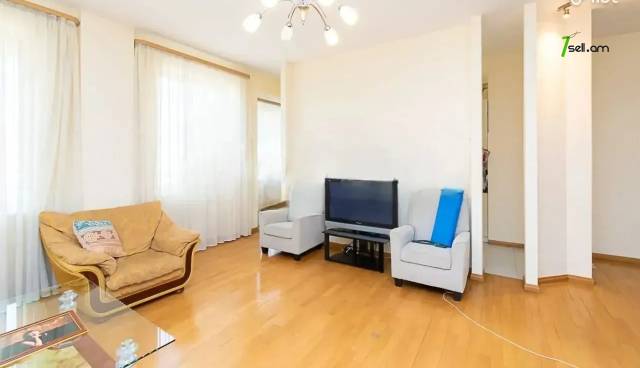 3 սենյականոց բնակարան նորակառույց շենքում Պարոնյան փողոցում, 101 քմ, 8/11 հարկ, բարձր առաստաղներ