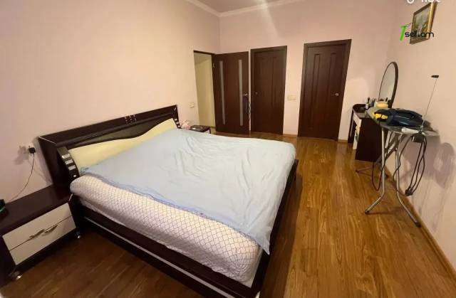 3 սենյականոց բնակարան նորակառույց շենքում Ծարավ աղբյուրի փողոցում, 101 ք.մ., 9/16 հարկ