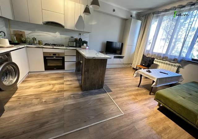 1 սենյականոց բնակարան Վարդանանց փողոցում, 38 ք.մ., 2/9 հարկ, կապիտալ վերանորոգված