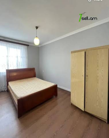 Երկու հարկանի քարե տուն 39-րդ փողոցում Զովունիում, 180 ք.մ., կապիտալ վերանորոգված