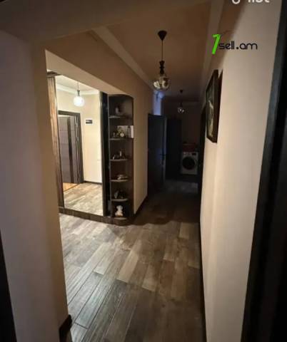 3 սենյականոց բնակարան, Դավթաշեն 4-րդ թաղամաս, 98 քմ, 2/9 հարկ, 2 սանհանգույց, կապիտալ վերանորոգված