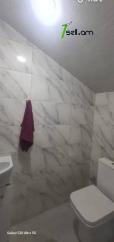 Երկու հարկանի տուն Առինջ 21-րդ փողոցում Առինջում, 12 քմ, 2 սանհանգույց, մասնակի վերանորոգում