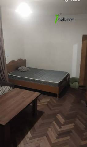 1 սենյականոց բնակարան Պարույր Սևակի փողոցում, 35 քմ, նախավերջին հարկ, կոսմետիկ վերանորոգում