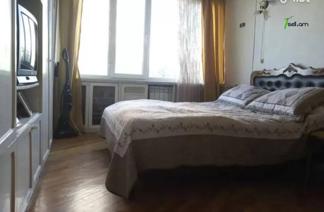 3 սենյականոց բնակարան նորակառույց շենքում, Դուրյան թաղամաս, 83 ք.մ., 8/14 հարկ, բարձր առաստաղներ