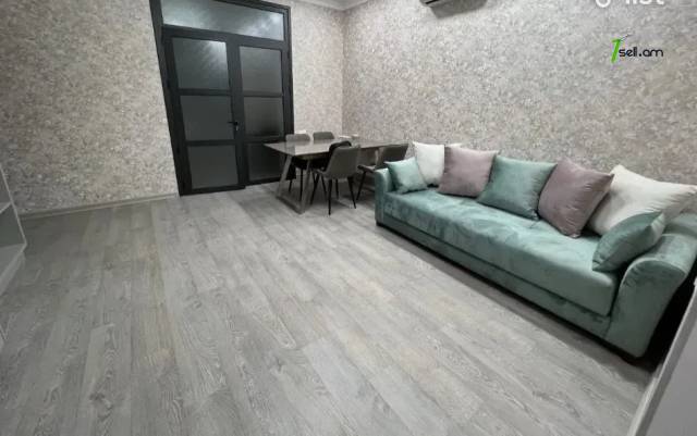 3 սենյականոց բնակարան Չարենցի փողոցում, 75 ք.մ., բարձր առաստաղներ, 2/5 հարկ