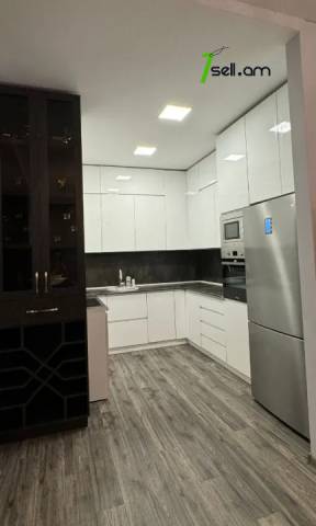 3 սենյականոց բնակարան նորակառույց շենքում Արգիշտի փողոցում, 110 քմ, 2/13 հարկ, 2 սանհանգույց