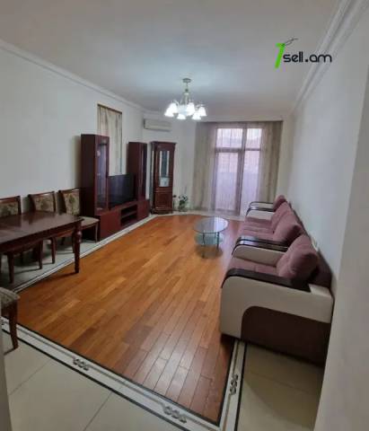 5 սենյականոց բնակարան նորակառույց շենքում Մարշալ Բաղրամյան պողոտայում, 150 քմ, 12/17 հարկ