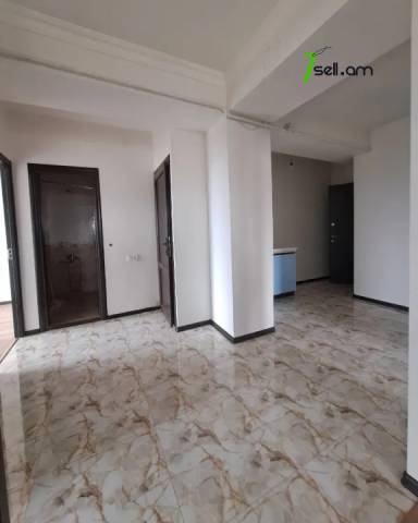 3 սենյականոց բնակարան Արցախի պողոտայում, 81 ք.մ., 2 սանհանգույց, 10/14 հարկ, կապիտալ վերանորոգված