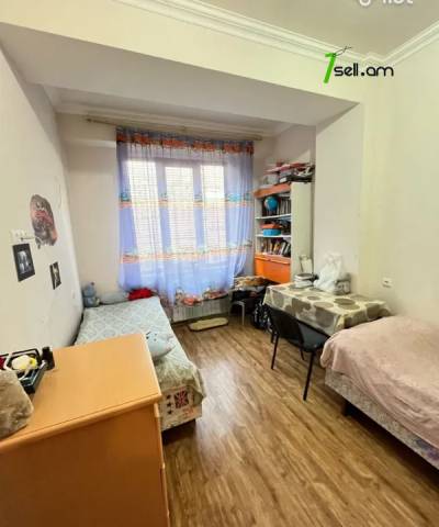 3 սենյականոց բնակարան նորակառույց շենքում Ադոնցի փողոցում, 83 ք.մ., 2/8 հարկ, 2 սանհանգույց