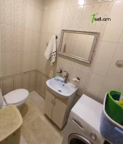 4 սենյականոց բնակարան նորակառույց շենքում Կոմիտասի պողոտայում, 175 ք.մ., 2 սանհանգույց