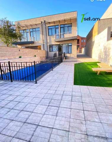 Երկու հարկանի քարե տուն, P. Sevak St Ավանում, 210 ք.մ., 3+ սանհանգույց