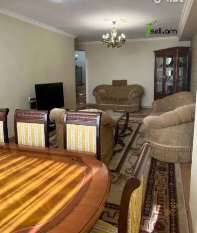 3 սենյականոց բնակարան Աղբյուր Սերոբի փողոցում, 86 ք.մ., 4/16 հարկ, կապիտալ վերանորոգված