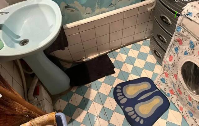 2 սենյականոց բնակարան, Ավան-Առինջ 1-ին միկրոշրջան, 56 ք.մ., 6/9 հարկ, մասնակի վերանորոգում