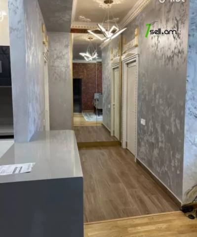2 սենյականոց բնակարան նորակառույց շենքում Պարույր Սևակի փողոցում, 80 ք.մ., բարձր առաստաղներ