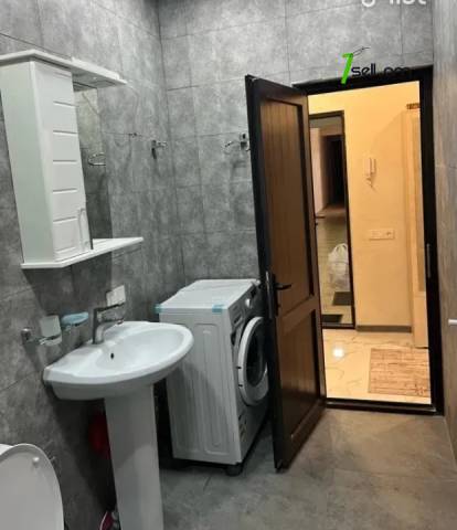 3 սենյականոց բնակարան նորակառույց շենքում Մինսկի փողոցում, 63 քմ, նախավերջին հարկ, եվրովերանորոգված