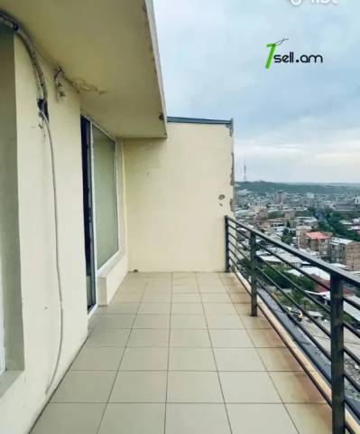 3 սենյականոց բնակարան նորակառույց շենքում Անտառային փողոցում, 108 ք.մ., բարձր առաստաղներ