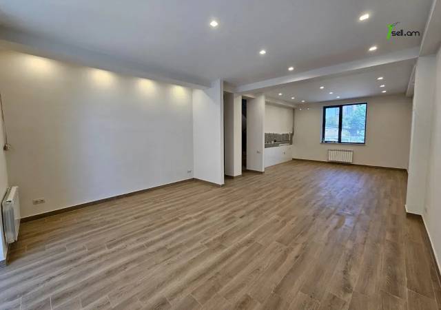 Չորս հարկանի տուն, Հյուսիսային ճառագայթ Արաբկիրում, 660 ք.մ., 3+ սանհանգույց, կապիտալ վերանորոգված