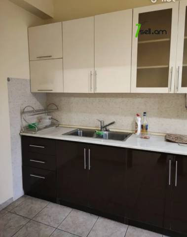 Գրասենյակային տարածք Բաբայան փողոցում Քանաքեռ Զեյթունում, 530 ք.մ.