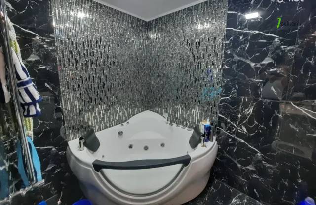 3 սենյականոց բնակարան Զորավար Անդրանիկի փողոցում, 67 ք.մ., նախավերջին հարկ